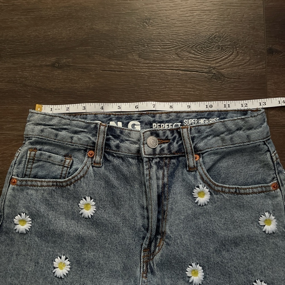 S.O.N.G. Super high waisted rise shorts - Picture 5 of 6
